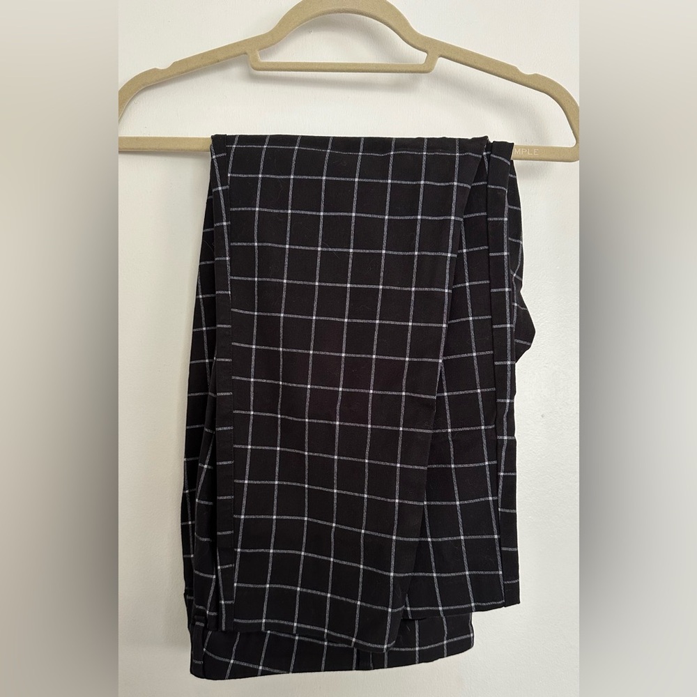 Women’s Old Navy Pixie Pants